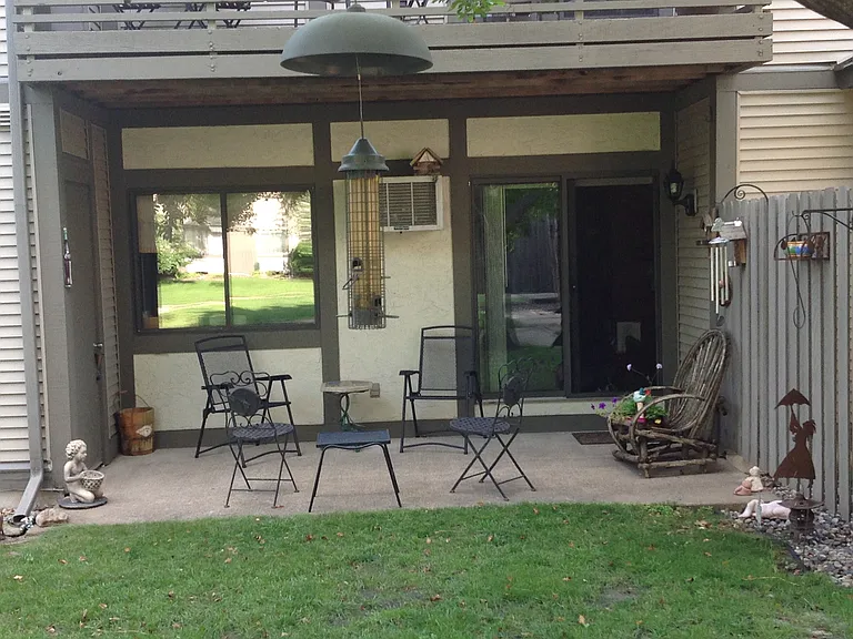 405 Shelard Pkwy #104 — Photo 11