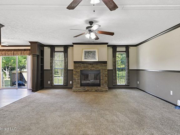 5th image of 45 Karly Dr