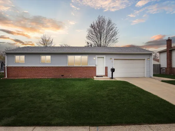 1325 Woodglen Ave, Ypsilanti, MI 48198