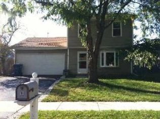 1565 Cumberland Rd, Aurora, IL 60504