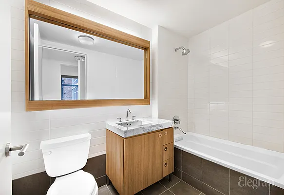 Sold by Elegran | media 7