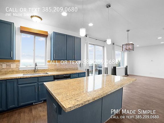 4th image of 4443 N Foxtrail Dr