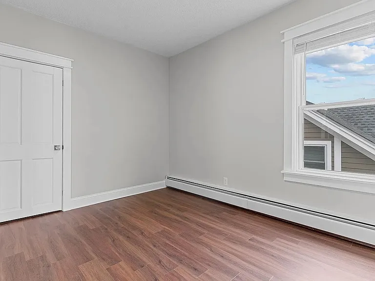 29 Cole St #2NDFLOOR — Photo 6