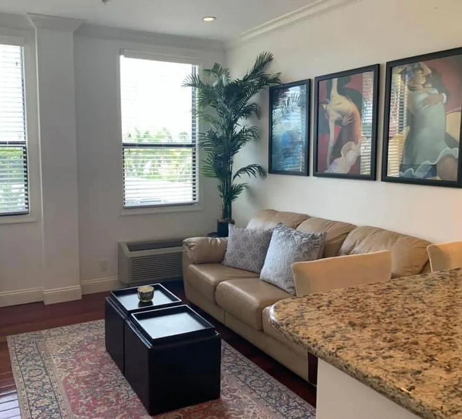 235 Sunrise Ave — Photo 2