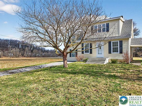 2nd image of 3797 Chestnut Rd