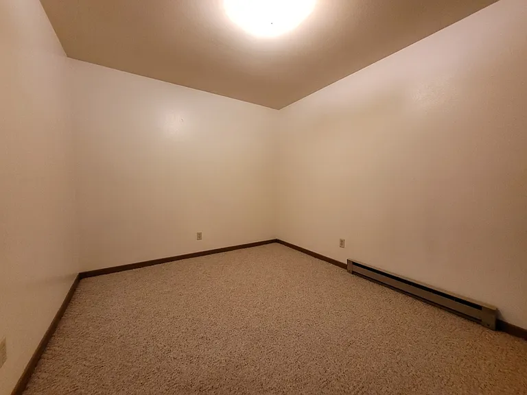 2209 Michelle Ct #6 — Photo 8