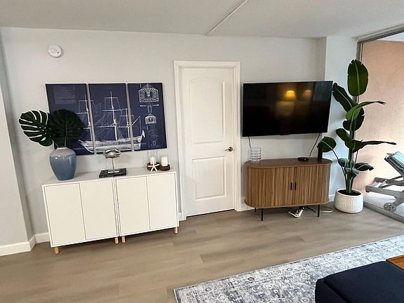 3rd image of 113 Royal Park Drive #1G