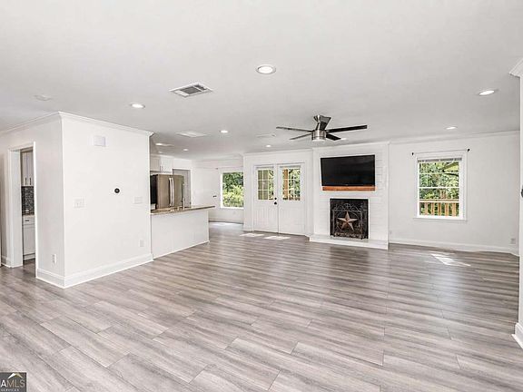 4th image of 4670 Kelden Cir
