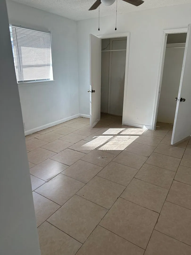 BV-811 Patio Road — Photo 3