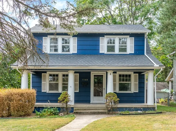 1588 Stockton Ave, Kettering, OH 45409