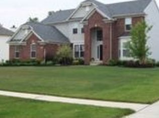 35407 Emory Dr, Avon, OH 44011