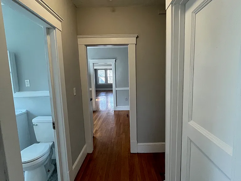113 Sherwood St #3R — Photo 10