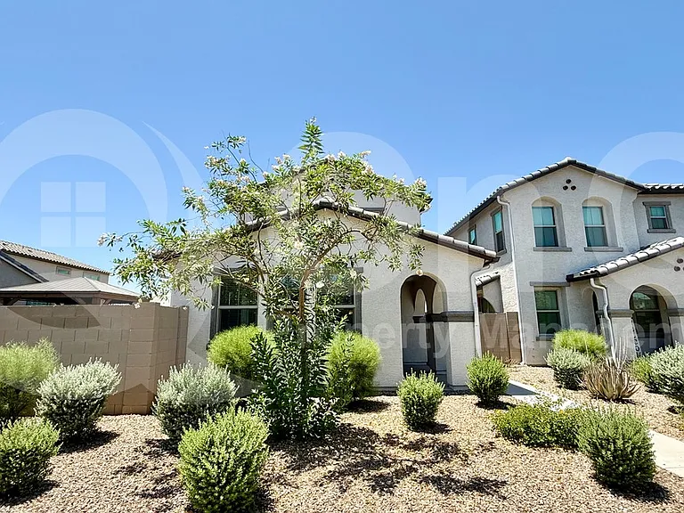 8261 E Impala Ave — Photo 1
