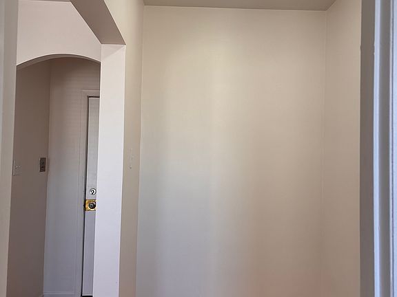4th image of 5412 W Ferdinand St APT 10