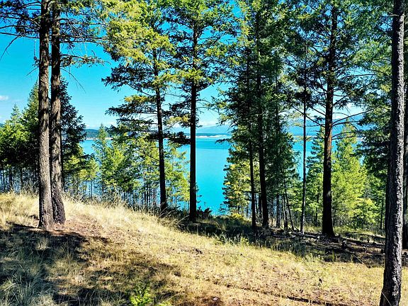 3rd image of 499 Kokanee Dr
