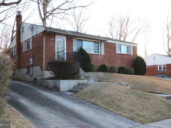 2nd image of 10003 Duncan St