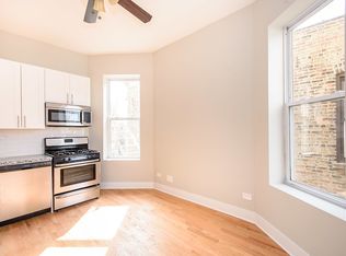 2536 N Kimball Ave #202, Chicago, IL 60647