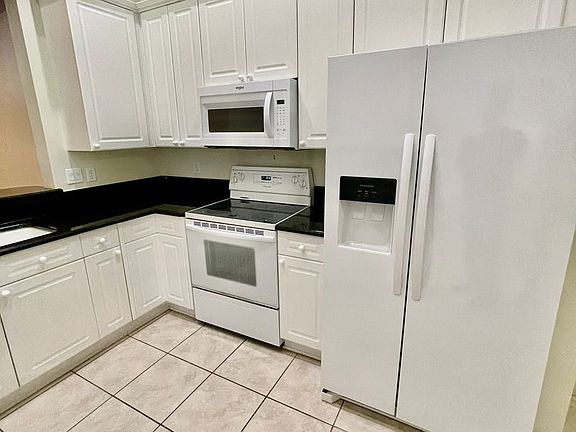 4th image of 93027 Harbor Ct