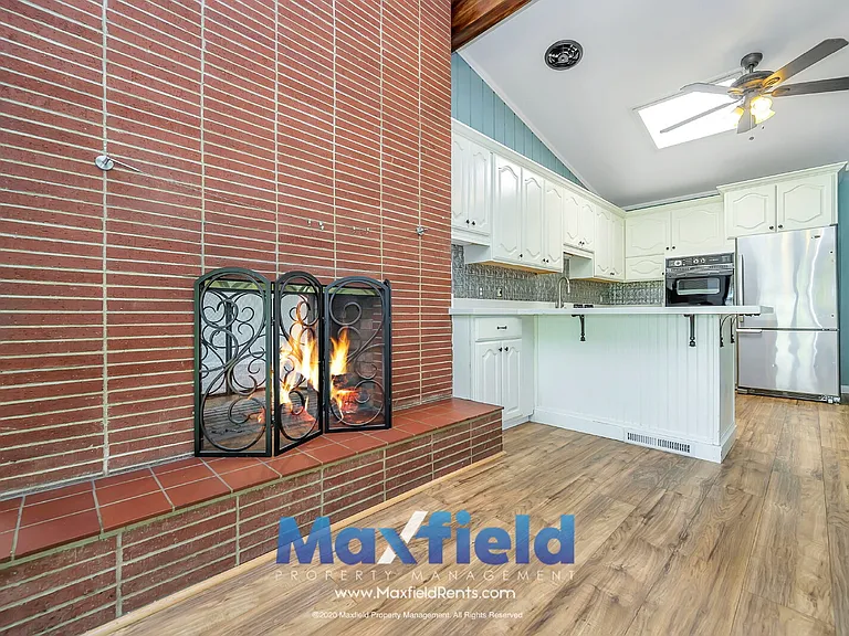 2139 E 1300 S — Photo 12