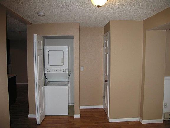 3rd image of 21215 58th Ave W APT 10