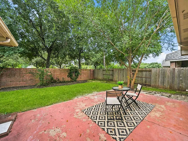 11308 Windy Dawn Dr — Photo 33
