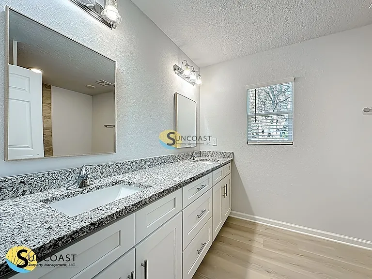 3902 Laurie St — Photo 27