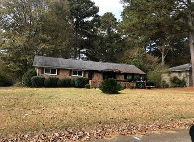 107 Forestwood Dr photo 1