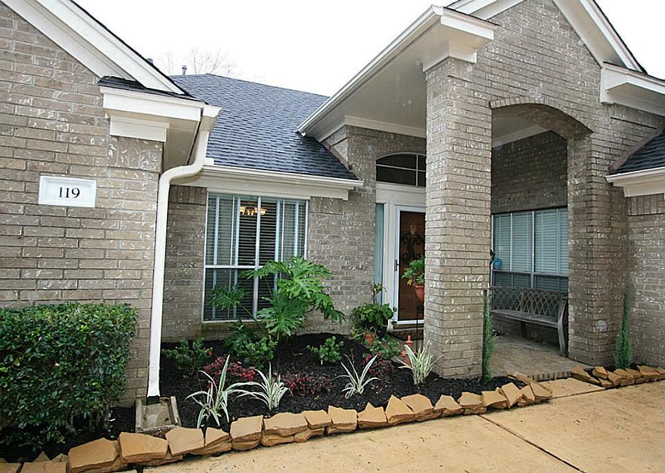 1st image of 119 Briarglen Dr