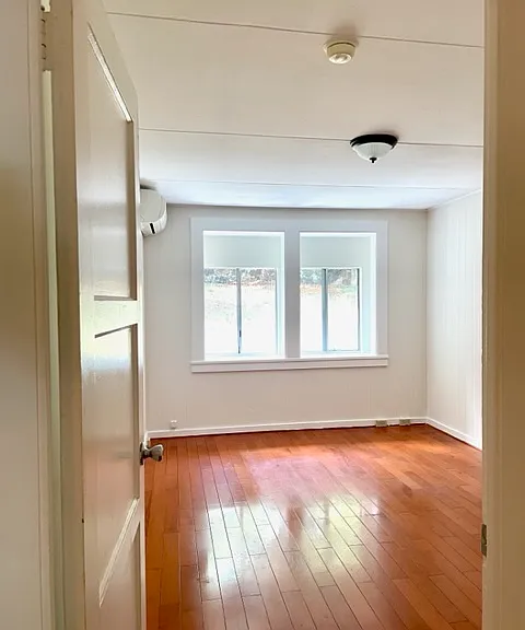 2/F Bedroom