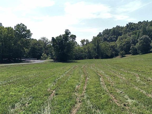 3rd image of 116 Lloyd Cemetery Rd