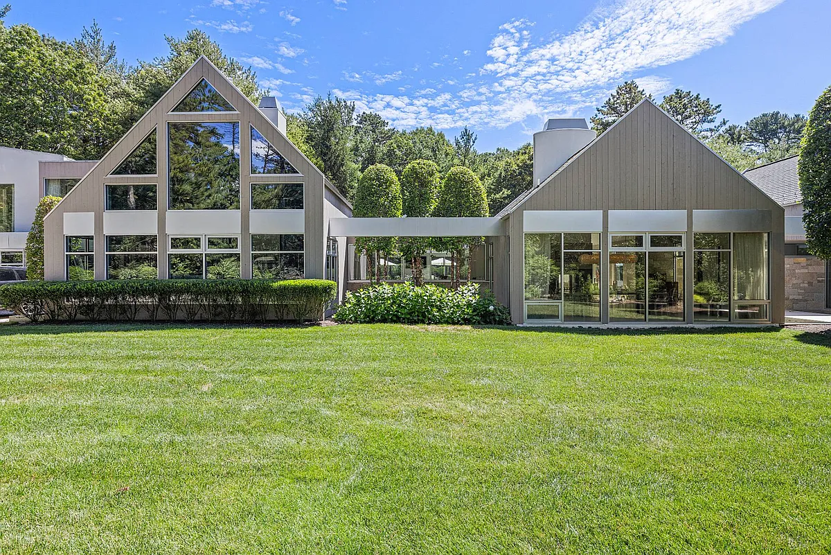 Building Photo - 7 Rolling Wood Ln