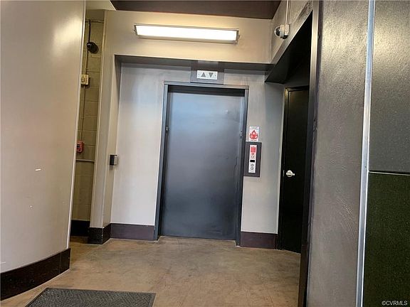 3rd image of 1333 W Broad St APT 403