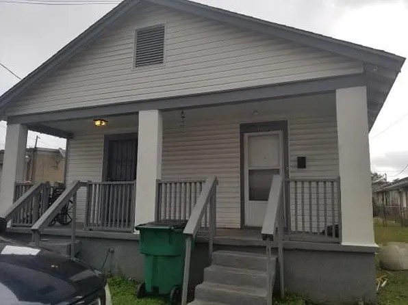 1010 10th St, Gretna, LA 70053