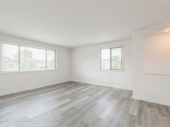 3rd image of 1322 Forestdale Ct #1322