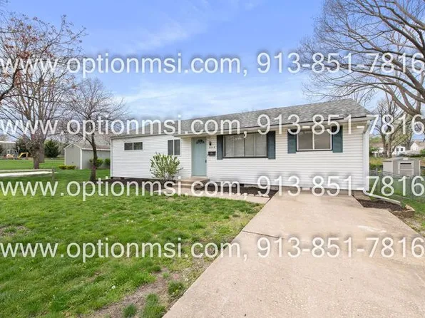 9048 Gillette St, Lenexa, KS 66215