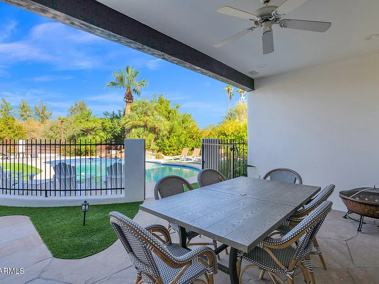 6834 E Belmont Cir — Photo 16