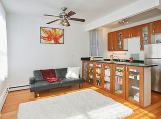 742 E 6th St APT 4, New York, NY 10009