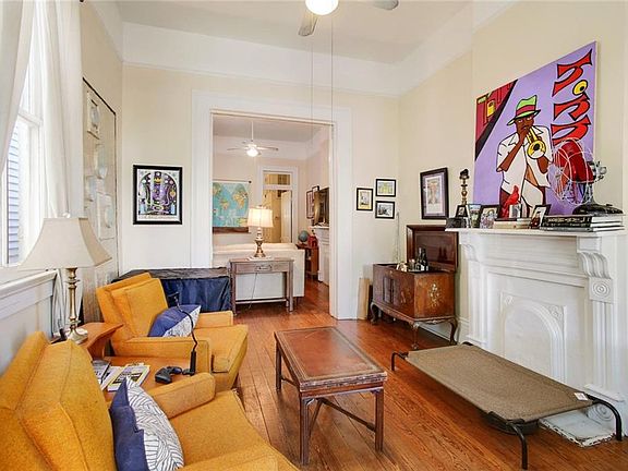 4th image of 5425 Camp St #27