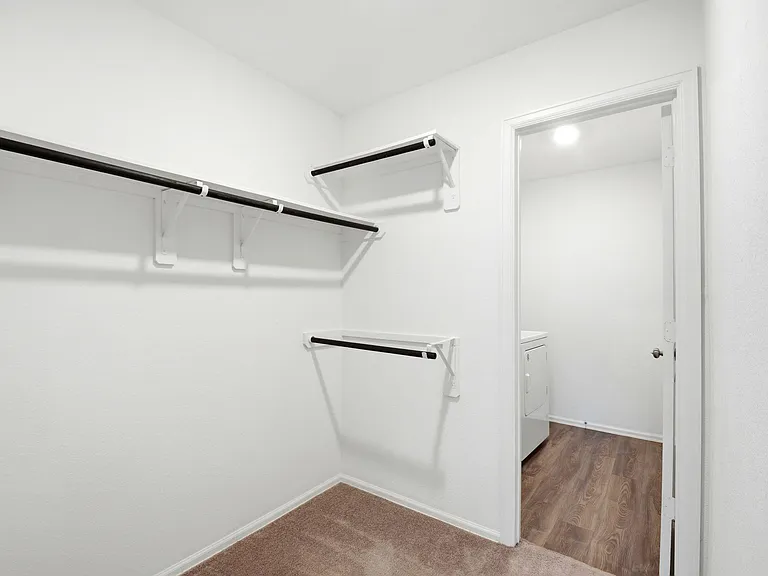 9327 Clearwater Bluff Ln — Photo 14