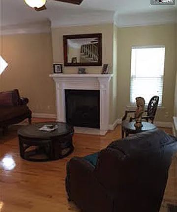 3rd image of 2818 Park St #1