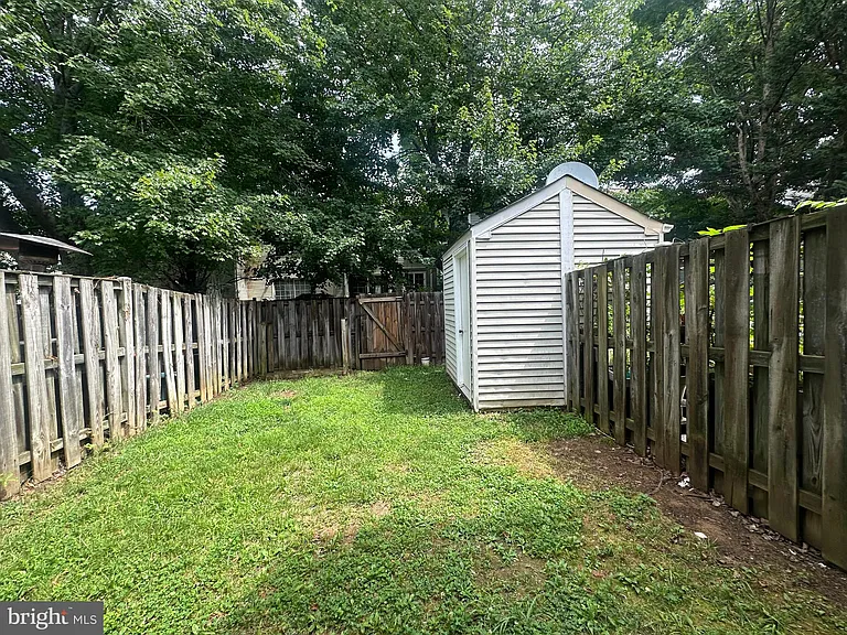 7223 Parsons Ct — Photo 20