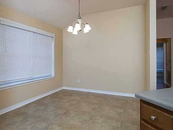 4th image of 8680 Hamilton Bridges Dr S