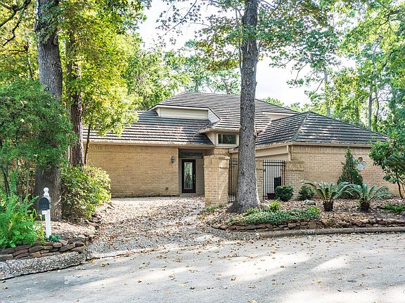 2nd image of 3207 Breezy Pines Ct