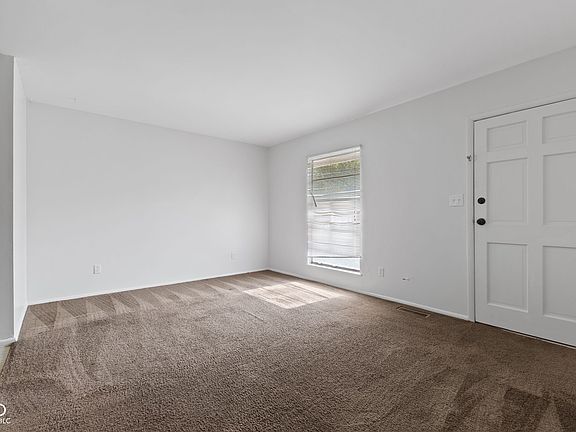 5th image of 3538 Jerome Ct