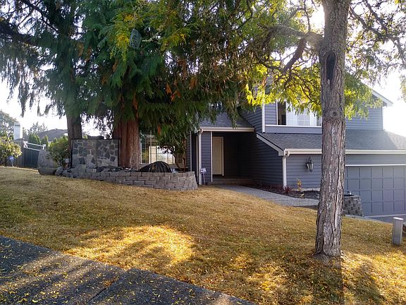5th image of 5821 74th Dr NE