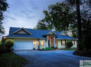 2 Fletcher Ln, Savannah, GA 31411