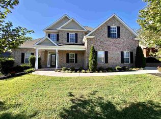 911 Annatole Ln, Knoxville, TN 37938