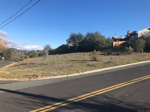 4th image of 555 Toyon Dr #19/1