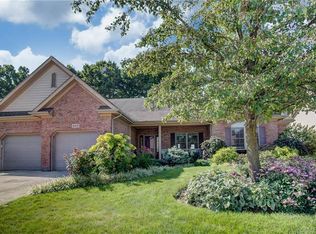 968 Dickerson Dr, Troy, OH 45373