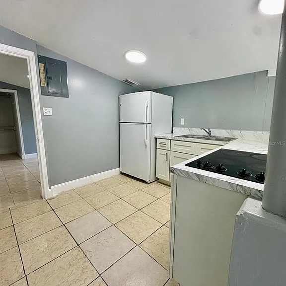7714 Acadian Dr — Photo 3